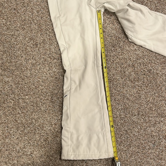 Marker Women’s fleece lined ski pants. Size 6. - Picture 8 of 9
